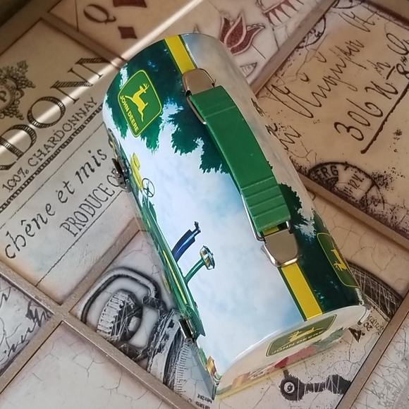 John Deere Small Tin Lunch Box - Picture 4 of 8